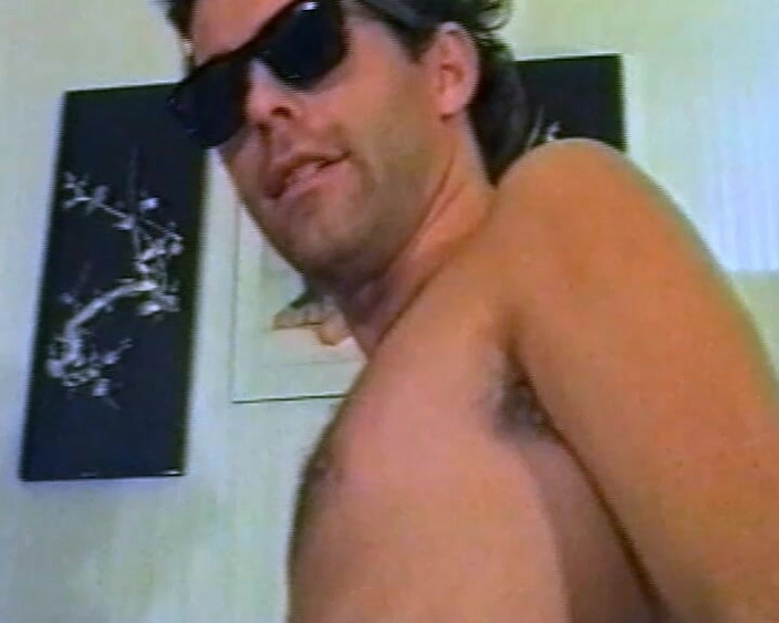 YOUR FIRST PORN: Anale a tre