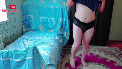 Kitty_Cross: Bebê ladyboy modelo em sessão de fotos fofa sexy quente...