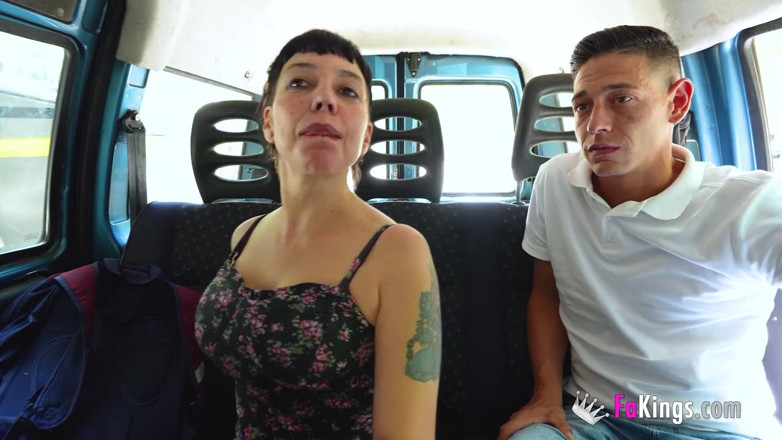 FAKings: Woman Begging on the Street While Playing Guitar. Then Agrees...
