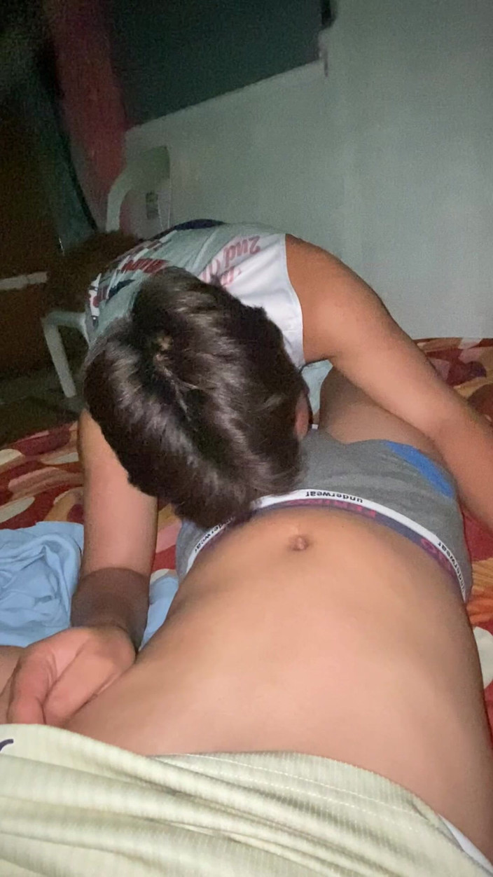 MattyxXx: 震えるまで深く吸い続ける