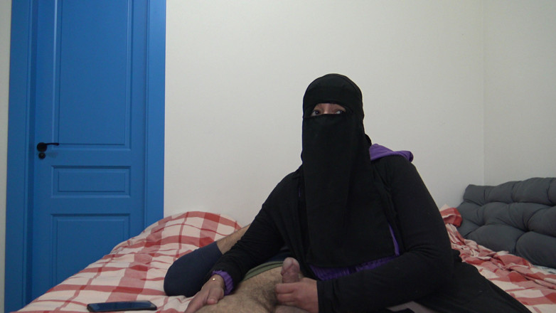 Souzan Halabi: Алжирська мачуха і пасинок вдома одні
