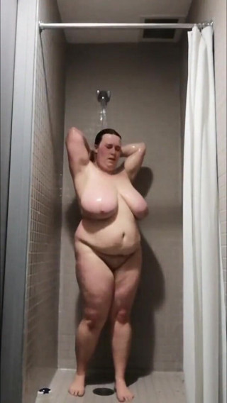 Melonie Kares: Sudsy boobs in shower at work