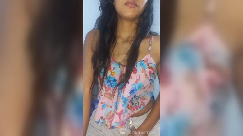 homemadeteen18: Rijden op een 18-jarig meisje met perfecte tieten. Echte eigengemaakte video