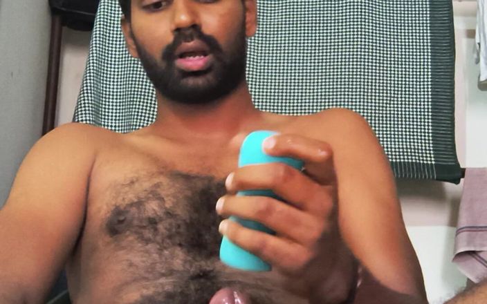 HornyHunk: Мастурбирую с моей новой секс-игрушкой
