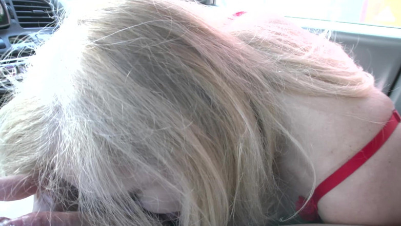 HPG Production: Симпатичную зрелую блондинку трахнули в моей машине 4935 2