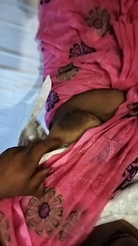 Kalabaro: Bengalez Boudi Ki Chut