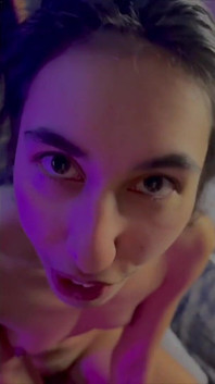 Cream of the Crop 24mins em um Cum Loving Babe.