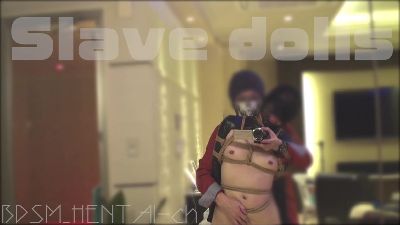 BDSM_HENTAI-ch: 鏡に映る惨めな縛られた自分を見ると、無毛のアソコからよだれを垂らします。(07-)