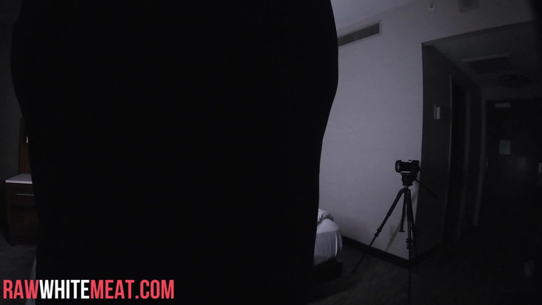 Raw White Meat: インドのバービはアメリカン・クリムパイのBTSを感じる