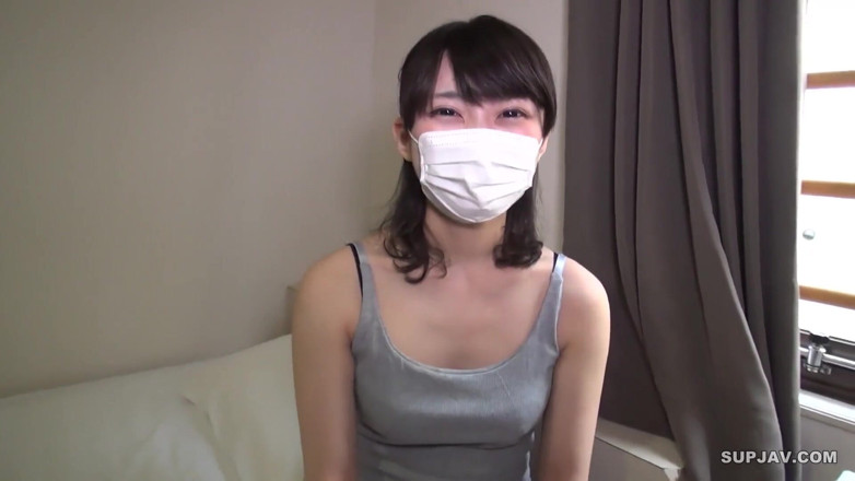 Asians in love: Pretty hairy girl fuck