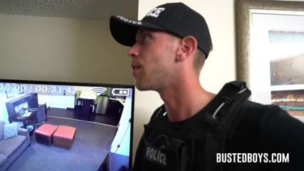 Busted Boys: Yakalanan erkekler – ariano - sıkı bir nokta