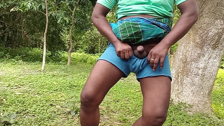 Xhtad: Video di un ragazzo in cerca di ultime ragazze sexy...