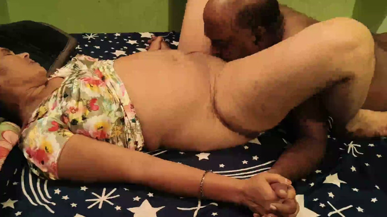 Sexy sindu: Hot Girlfriend Fuck in Indian Village Sex