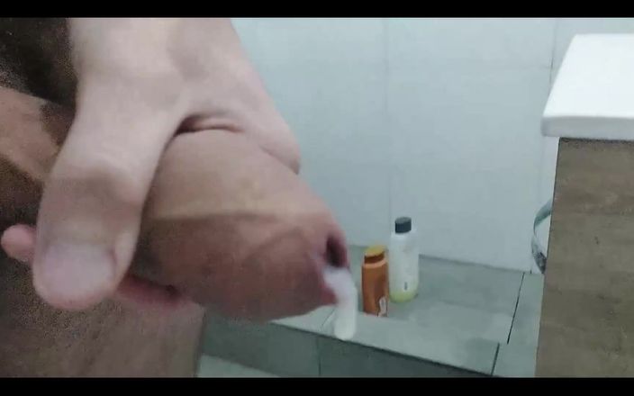 LapijARG: Primer Video Acabando, Sacando Mucha Leche Por Mi Pene Gordo