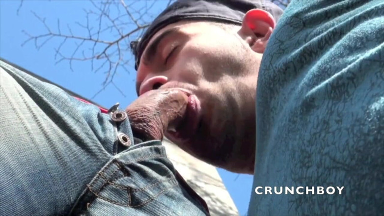 Crunch Boy: Hai chàng trai cơ bắp gợi cảm đụ ở nơi kín đáo ngoài...