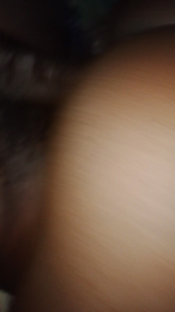 Pornsexlive: 彼女は夜に私を抱いた