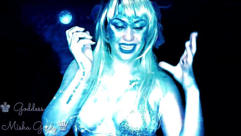 Goddess Misha Goldy: 『残酷なセイレーン』はあなたと『スワロー・アライヴ』を恐れさせる(特殊効果追加)