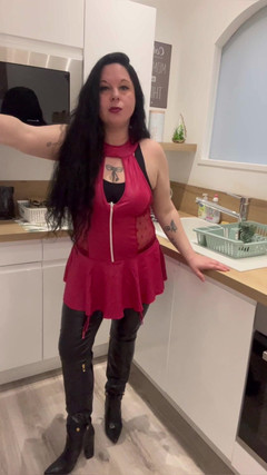 Maitresse Clara: Conditionné À Être En Cage De Chasteté