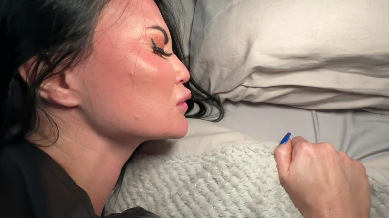 Jasmine Jae: Zoufalá pro ptáka