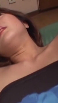 Tante seksi asia dientot habis-habisan sama spekulum dan manik-manik