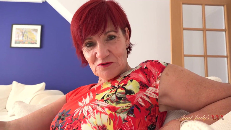 Aunt Judy's XXX: AuntJudysXXX - Your 64 Years Old GILF Stepaunty Mrs. Linda Catches You...
