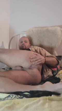 Chemanuchao: घर पर मेरी गांड से खेल रहा है