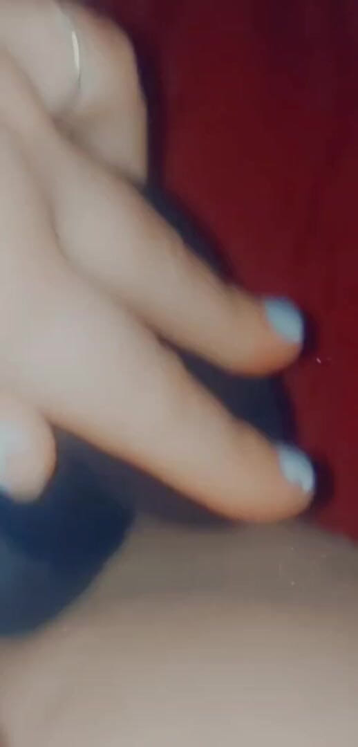Jessica32: Siyah dildo oyun zamanı