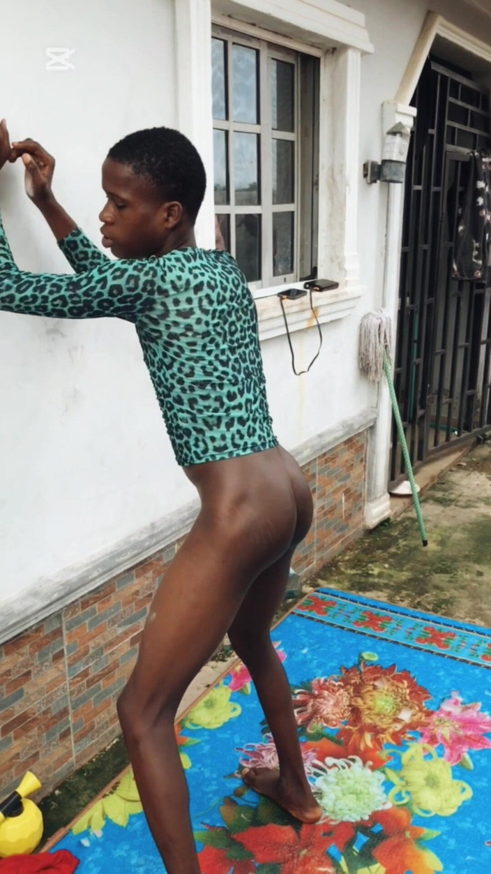 BlaqHandSomeGuy: Sex na otevřeném místě