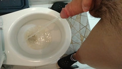 charlessteel: Riesiges pissen