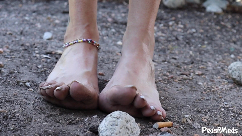 PedsRMeds: Tuffie Gets Her Feet Dirty