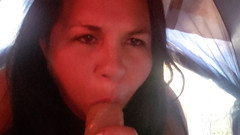 Riderqueen: Velká kráska kouří ptáka venku