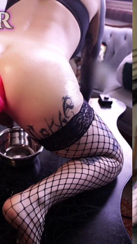Fuck Machine Destroys Lena Vesper's Pussy Before She Drinks Her Own Squirt