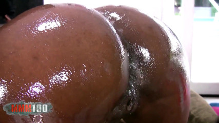 MMM100: Gros cul noir, twerk et creampie