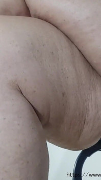 Picioare de aproape