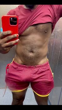 I Am Commando, in a Lift with a Big Mirror, so I Am Showing It off