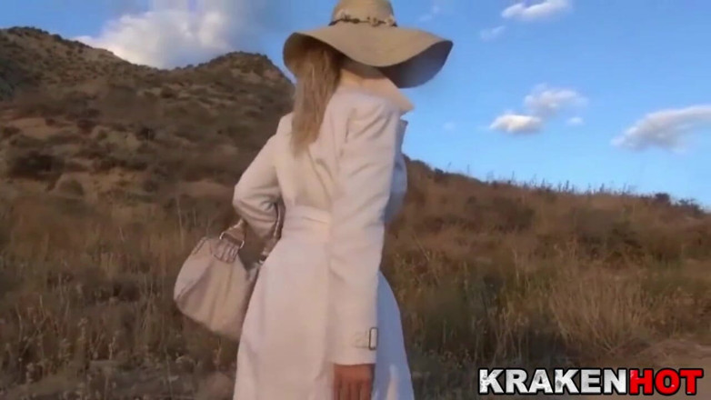 Krakenhot: นางแมวน้ำร้อนแรง Daniela Evans โดนเย็ดนอกบ้านในคลิปเอ็กซ์คลูซีฟ