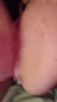 私は義理の娘の口を使って彼女の中にあります