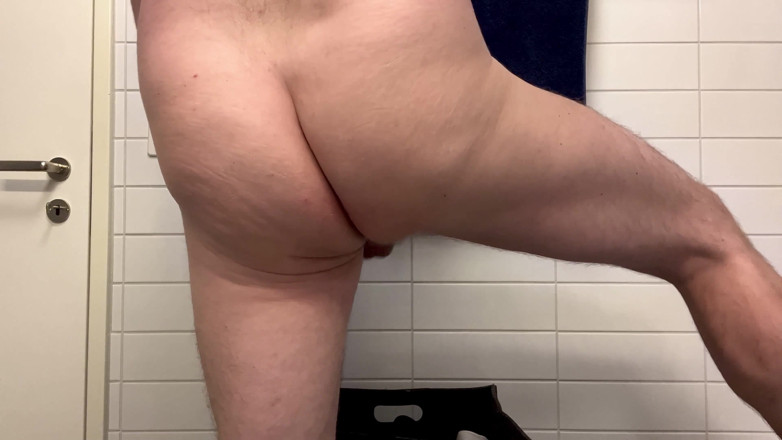 Beardedcummer: Playing with my fat cock