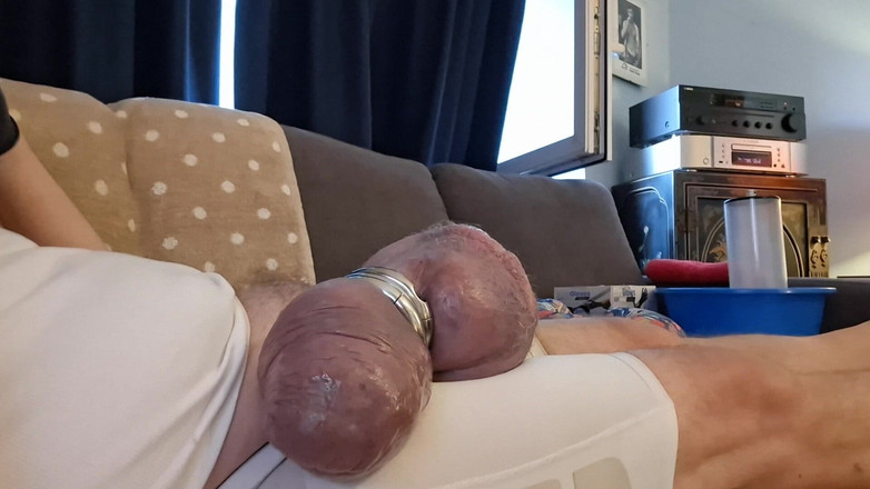 Monster_Meat_: Дрочить пальцями до зйомки сперми