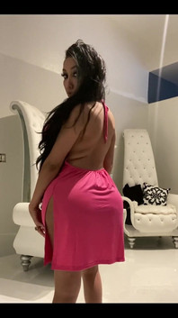 What Do U Think of This Dress