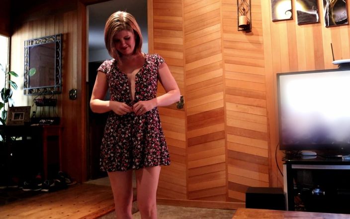 Housewife Ginger: Macecha učí nevlastního syna, jak šukat