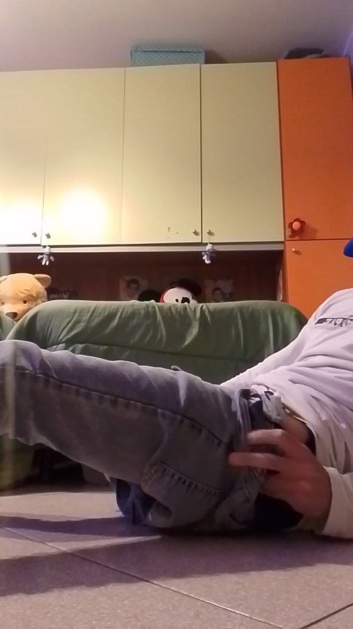 Ricxx97: Mostro Il Cazzo in Camera