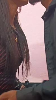 교사에게 따먹히는 핫한 인도 파룰 아기
