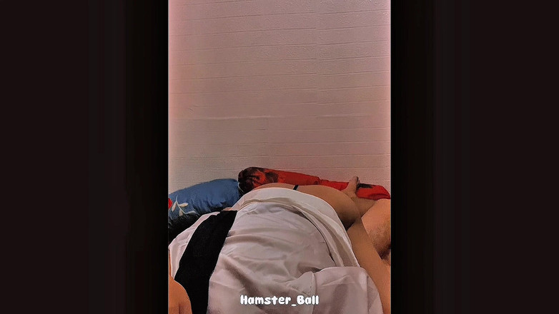 Hamster_Ball: Przyznaję, że wszystkie malajskie hijabisy są bardzo dobre w Blowjob Dick