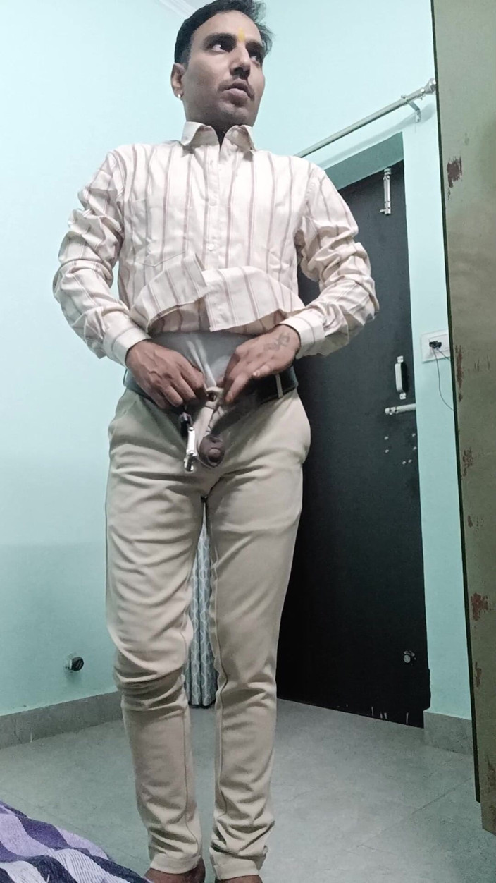 Rajasthani-old-lover: poorn Masti mood men bhaartiy pulis adhikaari
