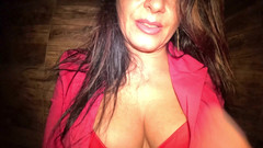 MilfyCalla: 빨간 부츠 욕실 플레이 - 더러운 이야기, 자위 및 음란한 오줌 페티쉬 329