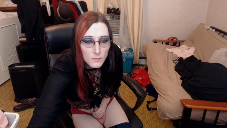 Ivyrose499: Gorąca rudzielec tranny kończy