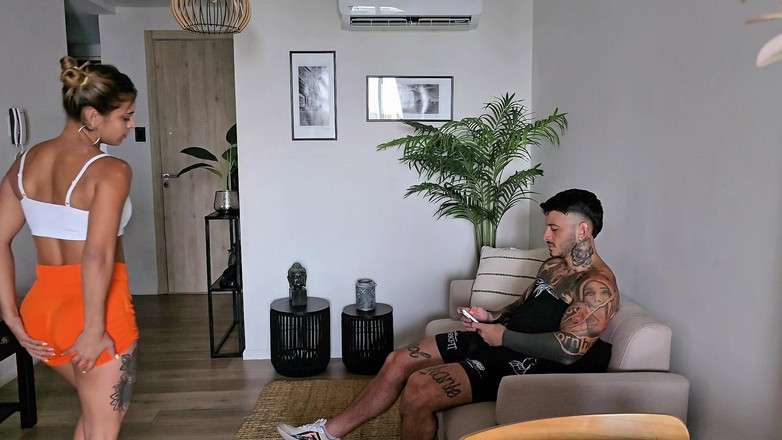 Young big apple: Я - Мій Зять, Коли Мого Близнюка Немає. Він Залишив Мене Капаючи Спермою