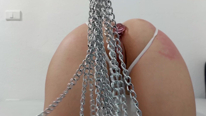 Littlealkanna: Saya Menghancurkan Vagina Dan Keldai Pelacur Alkanna Dengan Flogger Logam (BDSM...