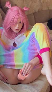 부모님이 집에 없는 동안 배다른 여동생이 사정하다